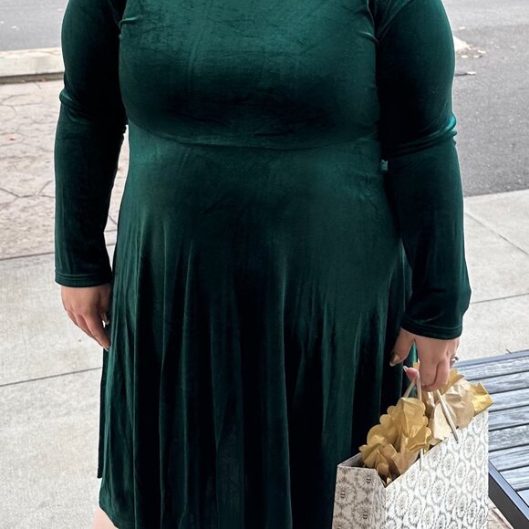 Ivy City Co Emerald Green Fit & Flare Midi Dress 2X Plus Size - Picture 2 of 3